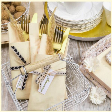 SERWETKI PAPIEROWE KREMOWE GŁADKIE 33 X 33 CM