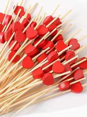 SZPILKI KORECZKISERCA CZERWONE 12 CM 16 SZT