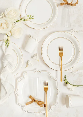 TALERZYKI PAPIEROWE BIAŁE ORNAMENT 26 CM 6 SZT 