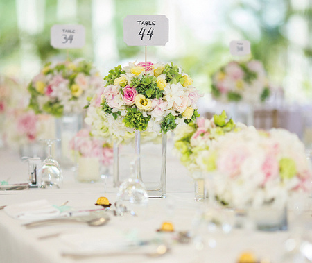 KARTECZKI NA PATYCZKACH BIAŁE 4 SZT.