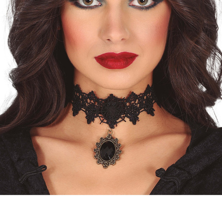 BLACK NECKLACE WITH BLACK STONE