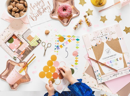 Wycinanki, A4, mix, 34 arkusze (1 karton / 48 szt.)