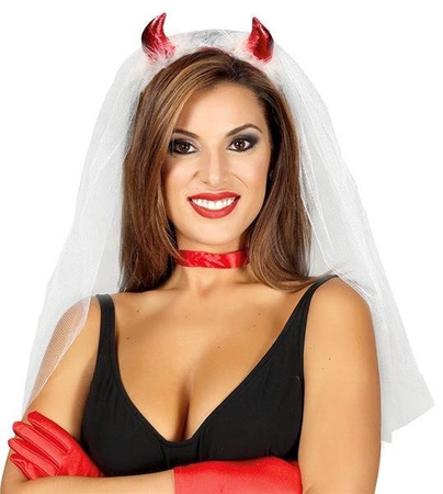 ROGI DIABŁA Z WELONEM