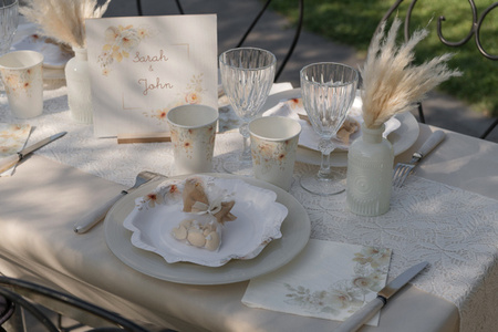 KUBECZKI PAPIEROWE KWIATY SOFTNESS 270 ML 10 SZT