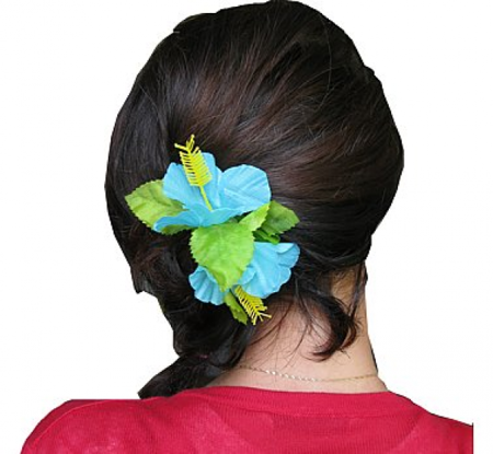 Przypinka Hawajska mała, błękitna kwiaty